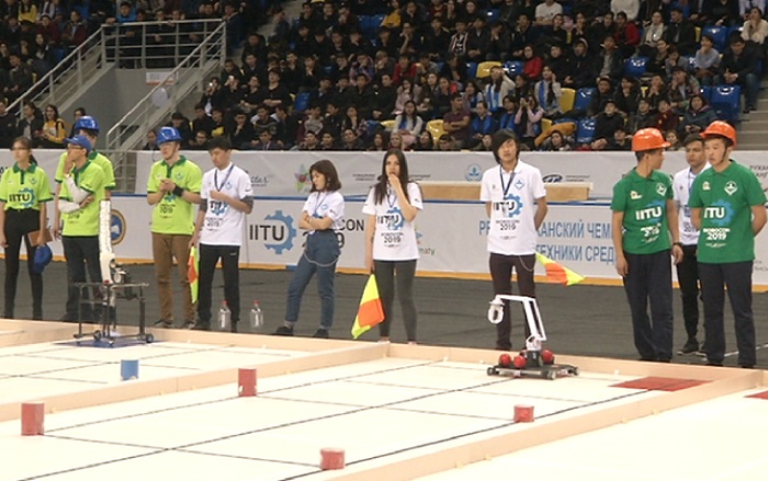 Соревнование по робототехнике в Казахстане - Алмааты