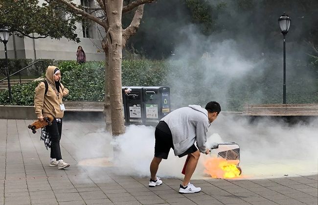 Робот «угорел» на работе в Беркли (+видео)