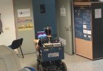 Робот-кресло ловит мысли пользователя