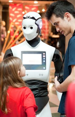 Сервисные роботы помогают покупателям