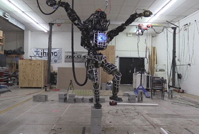 Робот Atlas от Boston Dynamics