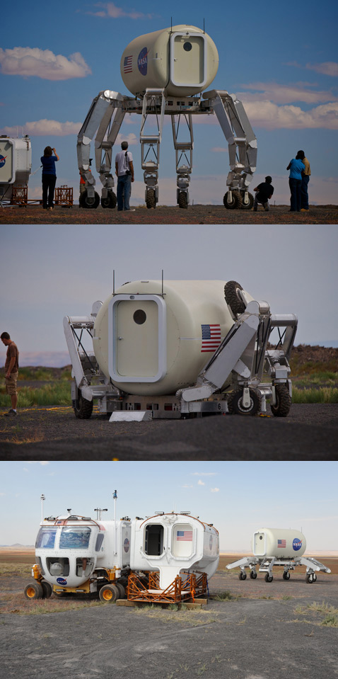 ATHLETE покинул точку посадки и опустил свою ношу вниз. На нижнем кадре ATHLETE передвигается, готовясь к стыковке с луноходом (фотографии NASA).