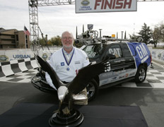  Tartan Racing   (Red Whittaker)     ,      - DARPA Urban Challenge.