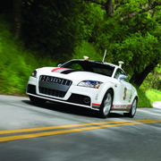 Автомобиль-робот Audi покорил вершину Пайкс-Пик