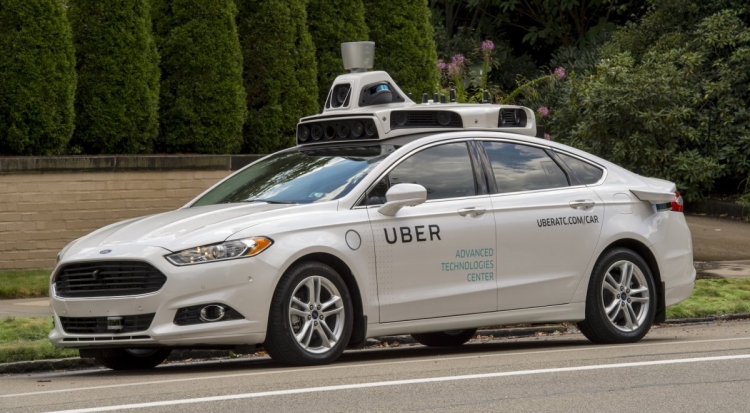 Робомобили Uber Америку заполонили
