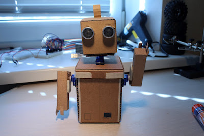 Arduino-робот из картона
