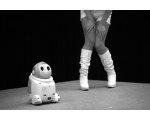 Симпотичный робот пылесос - Роботы Японии