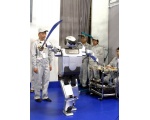 Робот с мечами - Роботы Японии