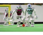 не упусти мяч! 3 - роботы в футболе