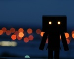 Robot danbo ночью - Робот DANBO из бумаги