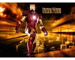 На фоне города - Железный человек (Iron Man)