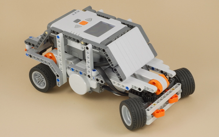 автобот из lego mindstorms nxt