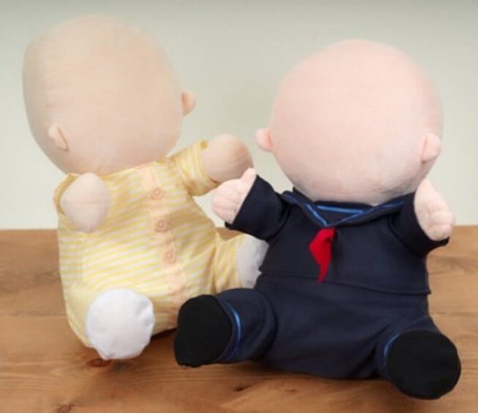 В Японии создан робот младенец без лица. Для чего он нужен?