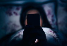 Синий свет вызывает старение