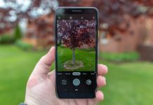 Мне не нужна видеокамера в смартфоне. А вам?