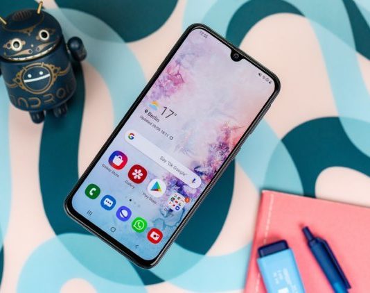 Samsung испортила свои смартфоны рекламой и продолжает это делать