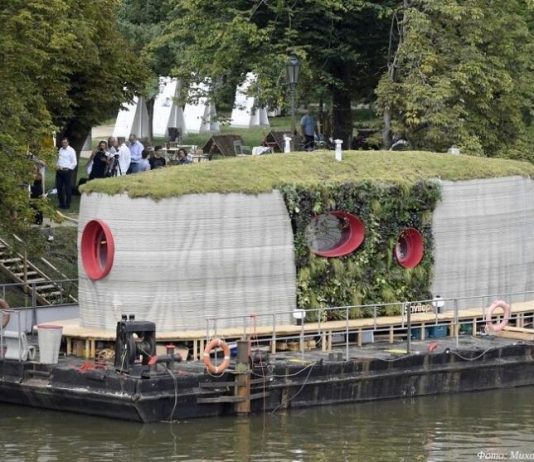 В Праге демонстрируется первый чешский 3D-печатный дом, и он на плаву