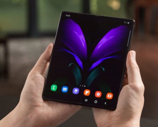 Galaxy Z Fold 2: Samsung показала, как надо делать складные смартфоны