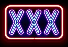 Как видео для взрослых повлияло на индустрию носителей информации