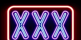 Как видео для взрослых повлияло на индустрию носителей информации