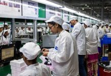 Apple потратила миллионы долларов, но не смогла заменить людей роботами