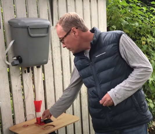 Как украсть миллион крышек с помощью… сороки?