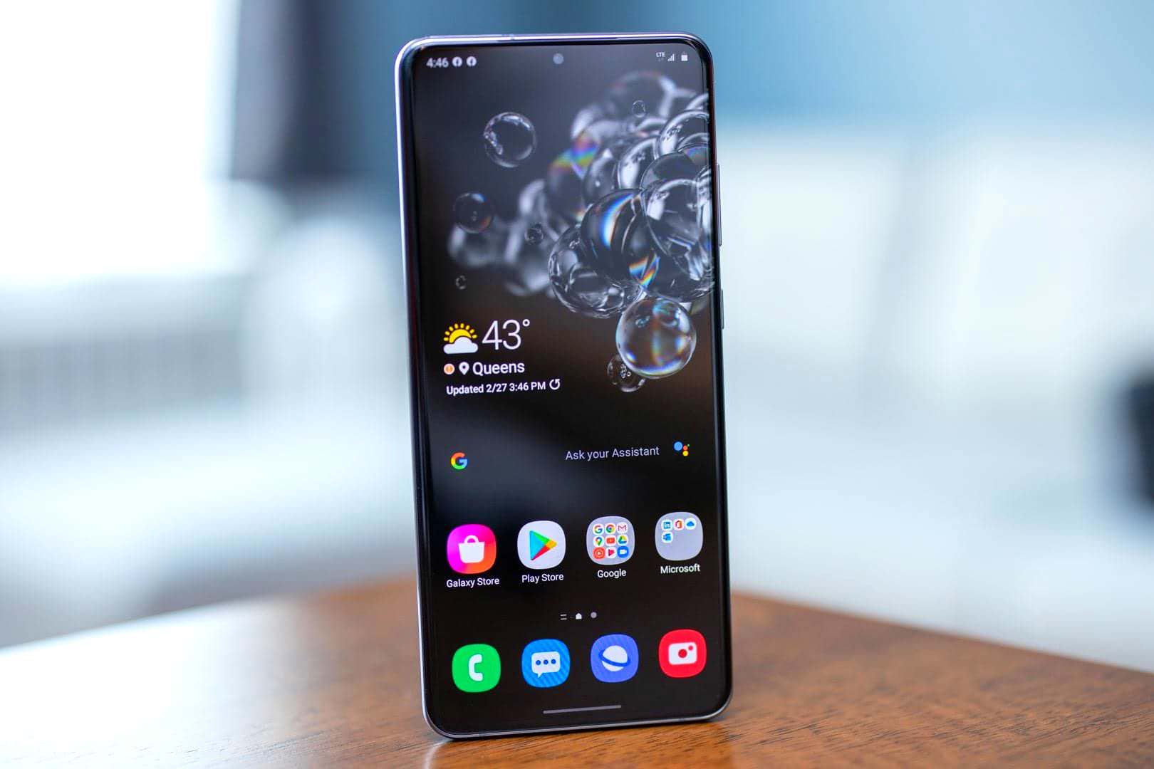 Samsung Galaxy S21 – самое главное разочарование 2021 года