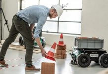 В Италии разработали робота-помощника для строителей