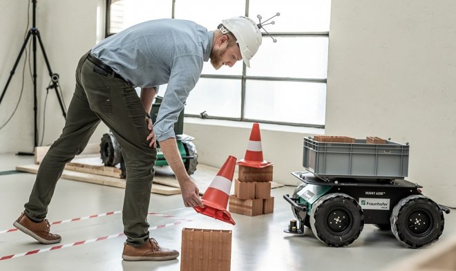 В Италии разработали робота-помощника для строителей