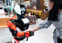 Российские роботы будут консультантами в Национальном банке Омана