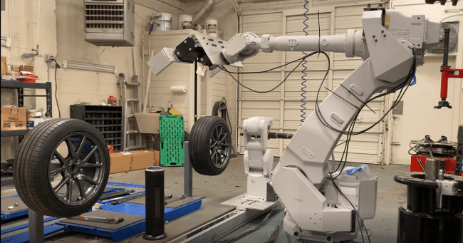 Новые роботы меняют шины в несколько раз быстрее людей