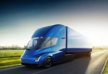 Илон Маск показал электрогрузовик будущего Semi Tesla