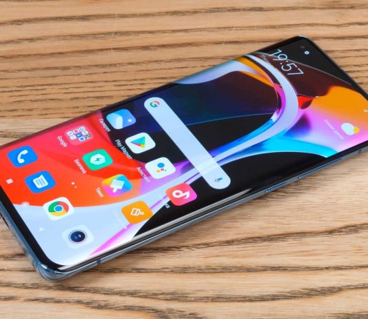 Xiaomi Mi 11 и Xiaomi Mi 11 Pro поступили в продажу