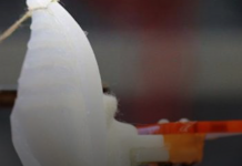 Робот тренирует навыки коммуникации