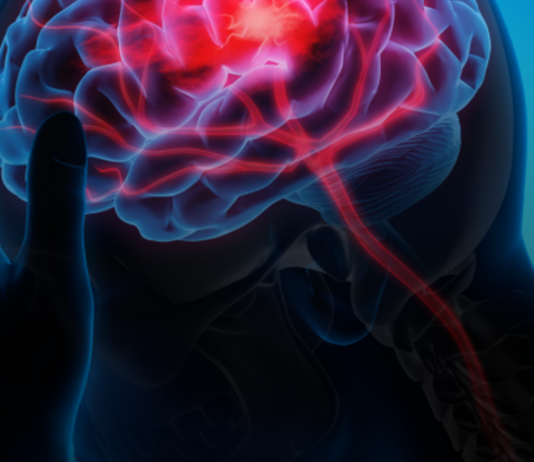 В больницах Индии с COVID-19 борятся роботы дезинфекторы